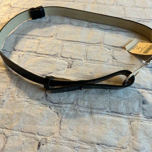 COLDWATER CREEK BLACK CROC’S SLIM HIPSLUNG WOMENS BELT SIZE S/M MISSES - Picture 4 of 7